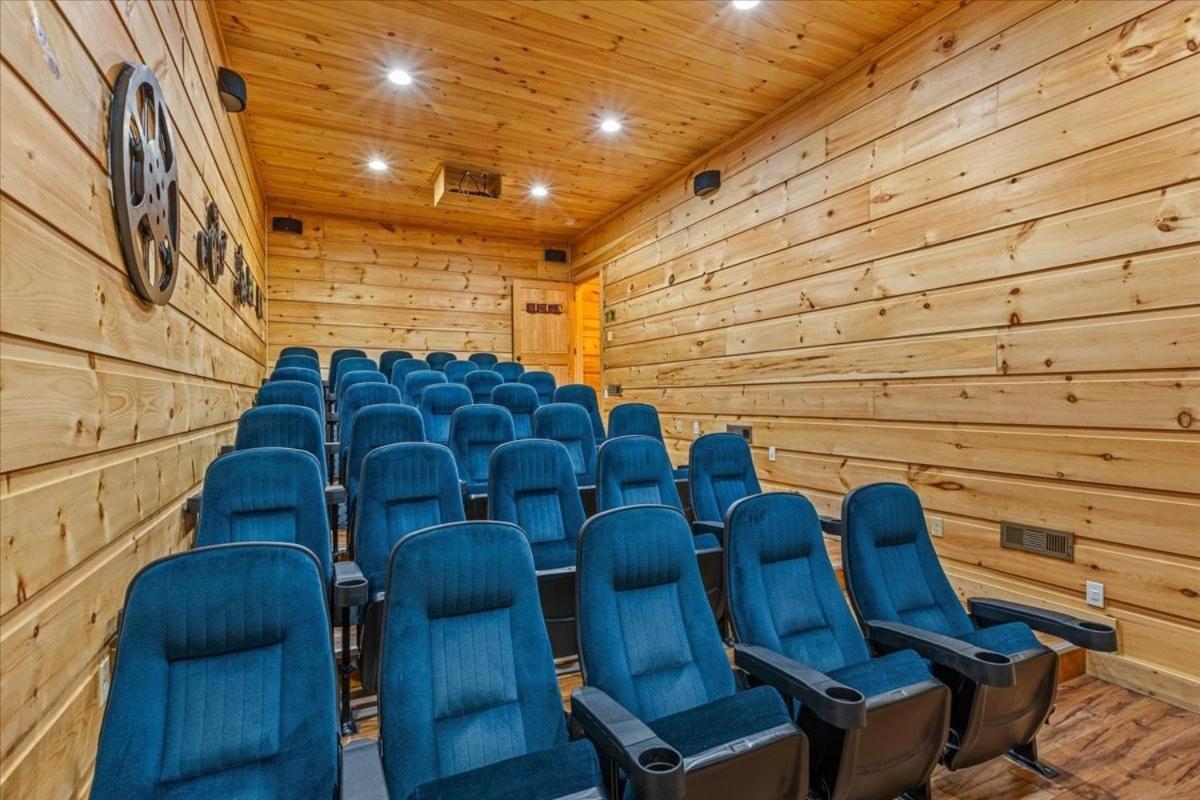 Gatlinburg Mansion Cabin Pittman Center المظهر الخارجي الصورة