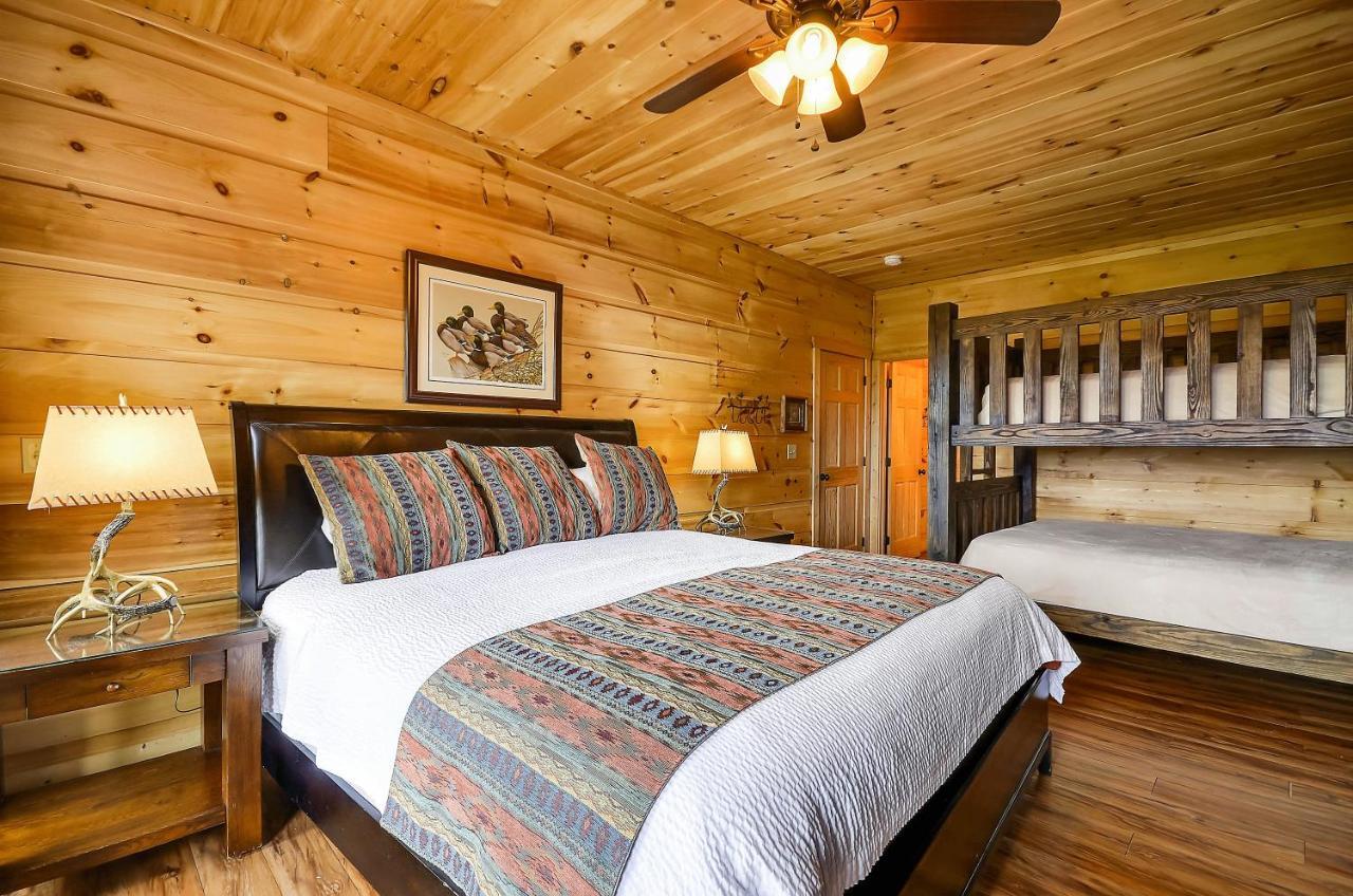 Gatlinburg Mansion Cabin Pittman Center المظهر الخارجي الصورة